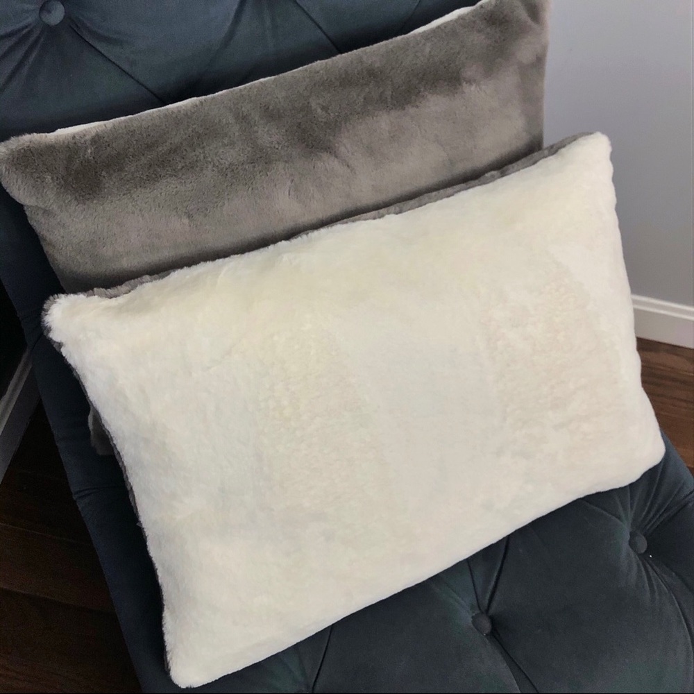Nordstrom Gray Reversible Faux Fur Plush Pillow - Picture 2 of 8